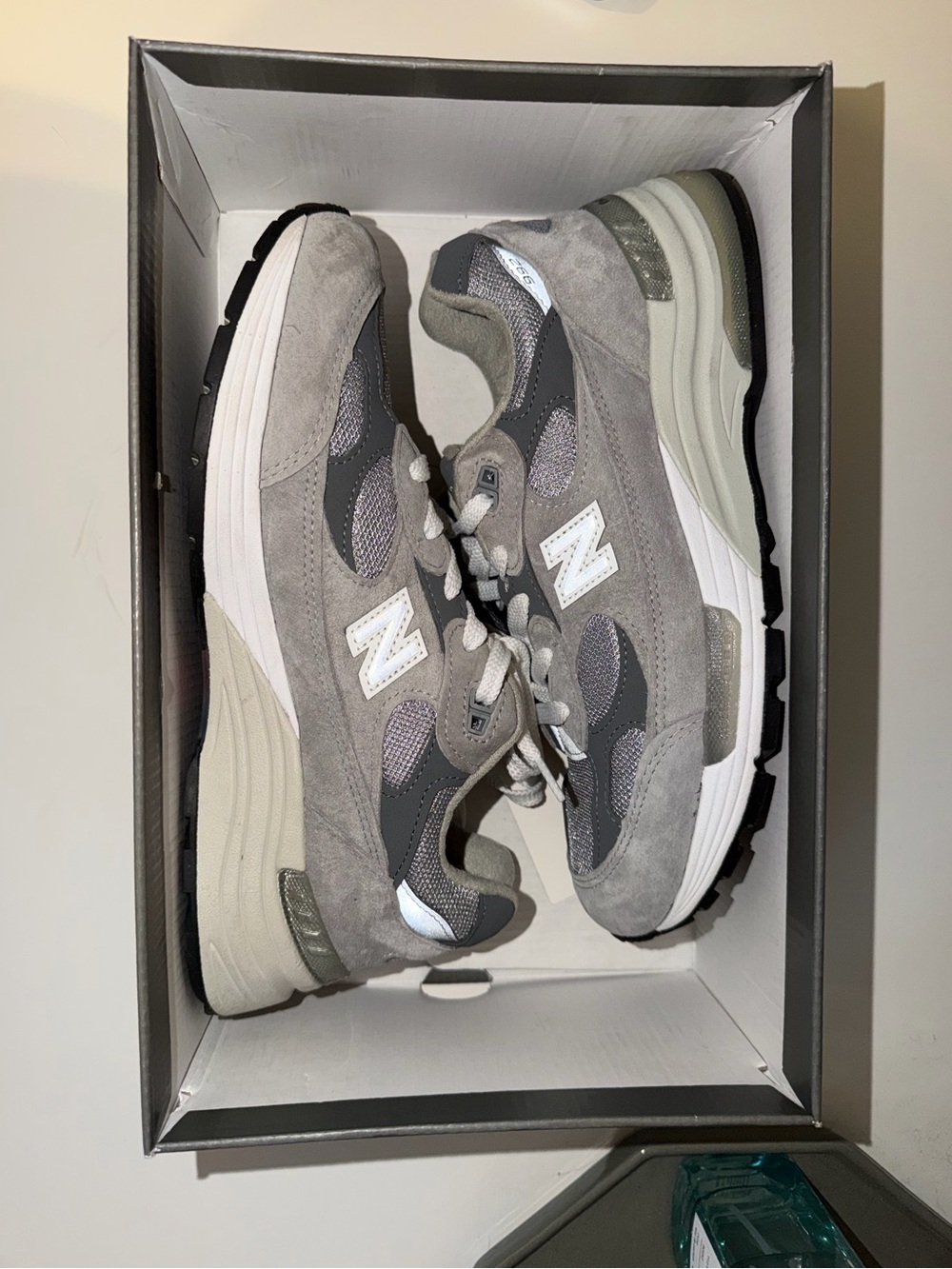 New Balance 992
